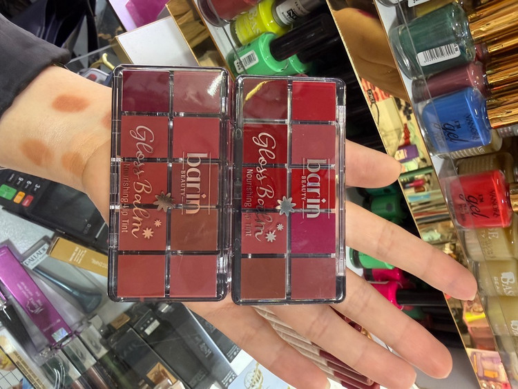 پالت تینت لب۱۰ رنگ Barin Beauty مدل Gloss Balm